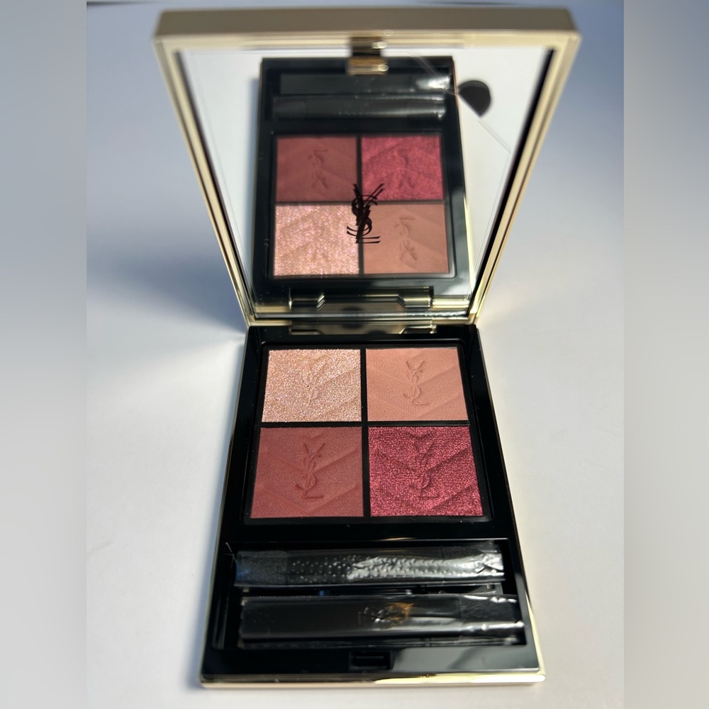 NWT🌷YSL Couture Mini Clutch Eyeshadow Palette in “Majestic Riad”.